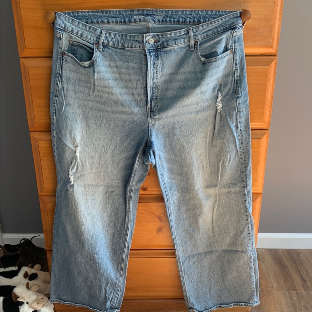 Women’s sky-high wide leg distressed jean